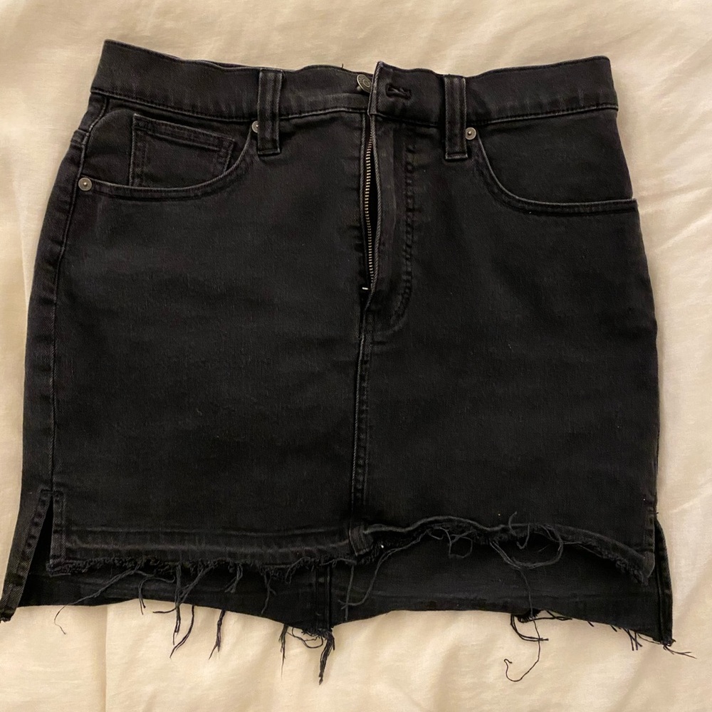 Madewell black denim skirt